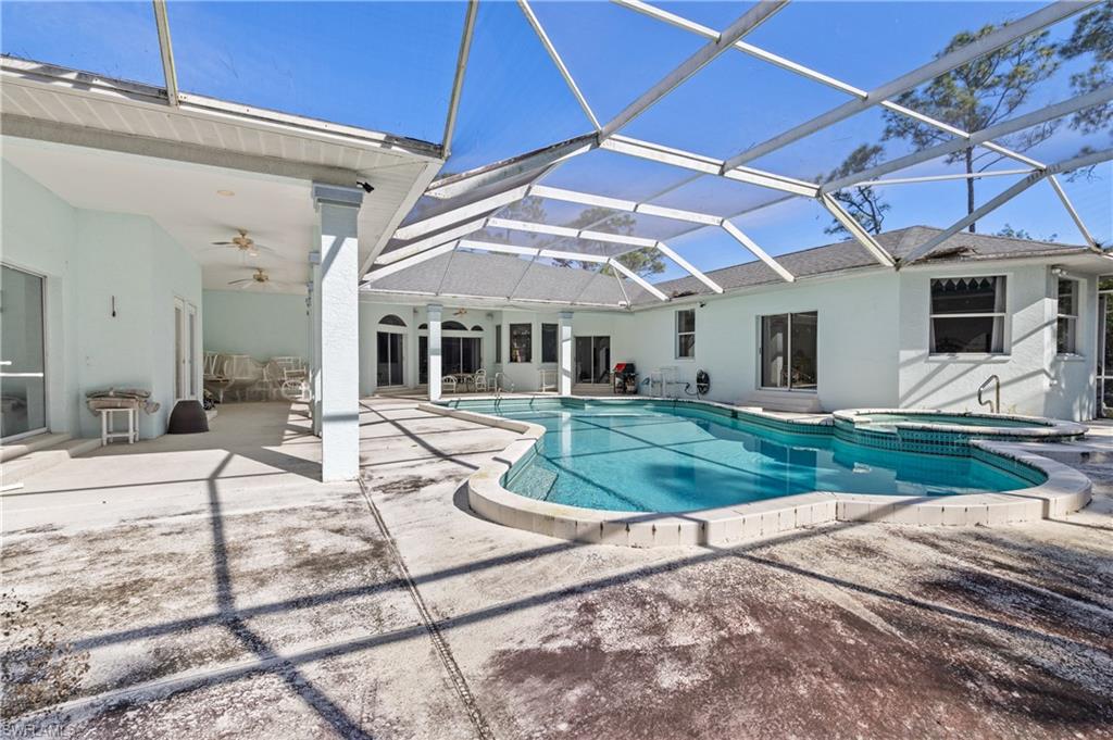 MEADOWBROOK ESTATE - Residential