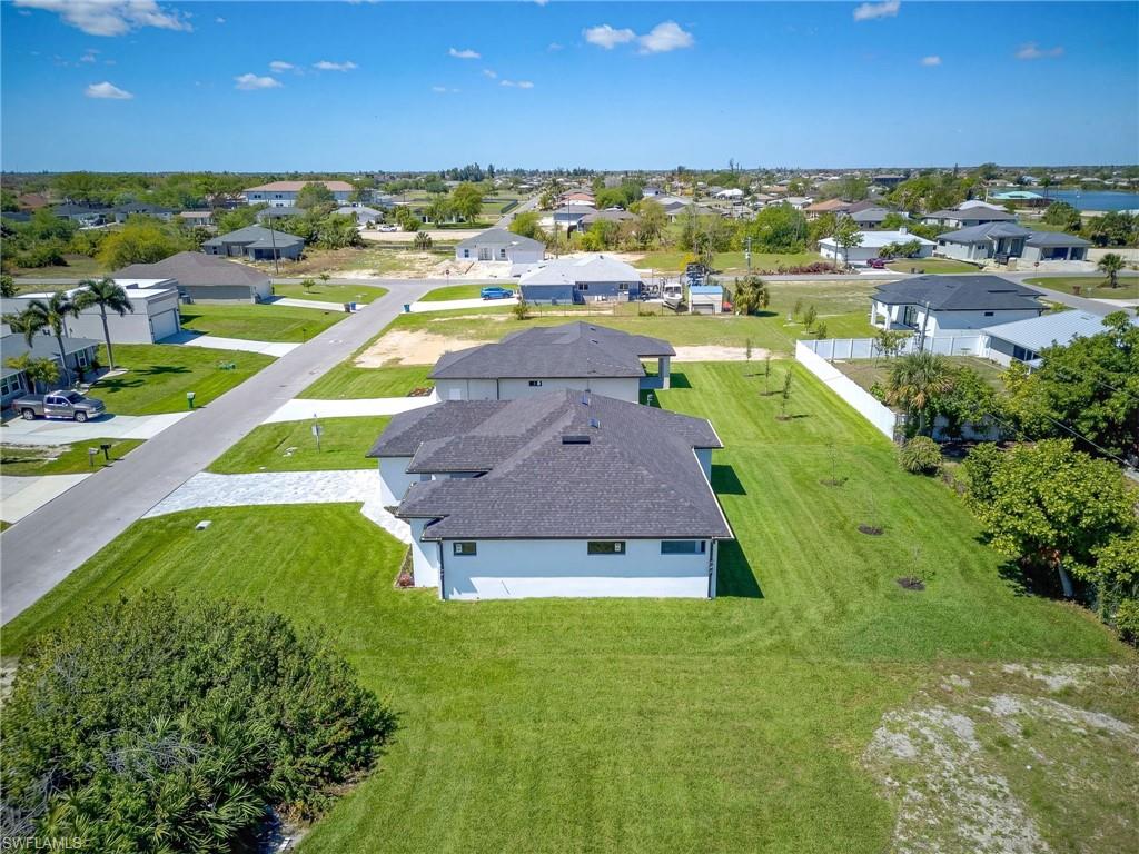 CAPE CORAL - Residential