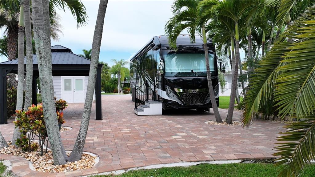 CYPRESS WOODS RV RESORT - Land