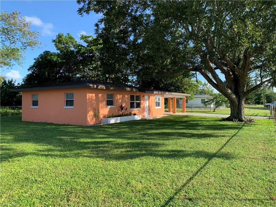 This pristine 2 beds 1 bath home with an extra room huge enough to make a third room, boasts of an upgraded kitchen, city water, new septic, new microwave, fruit trees (almond, mango, pecan), roof, large workshop/storage. No HOA fees, no pet approval needed! Seller is motivated!
