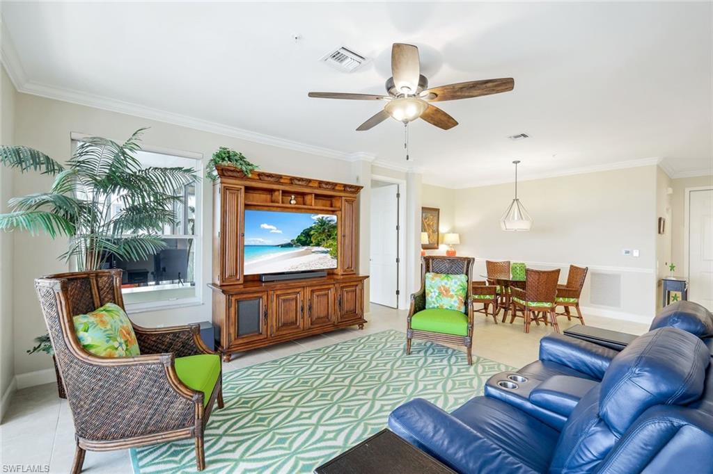 SUTTON WALK - Residential