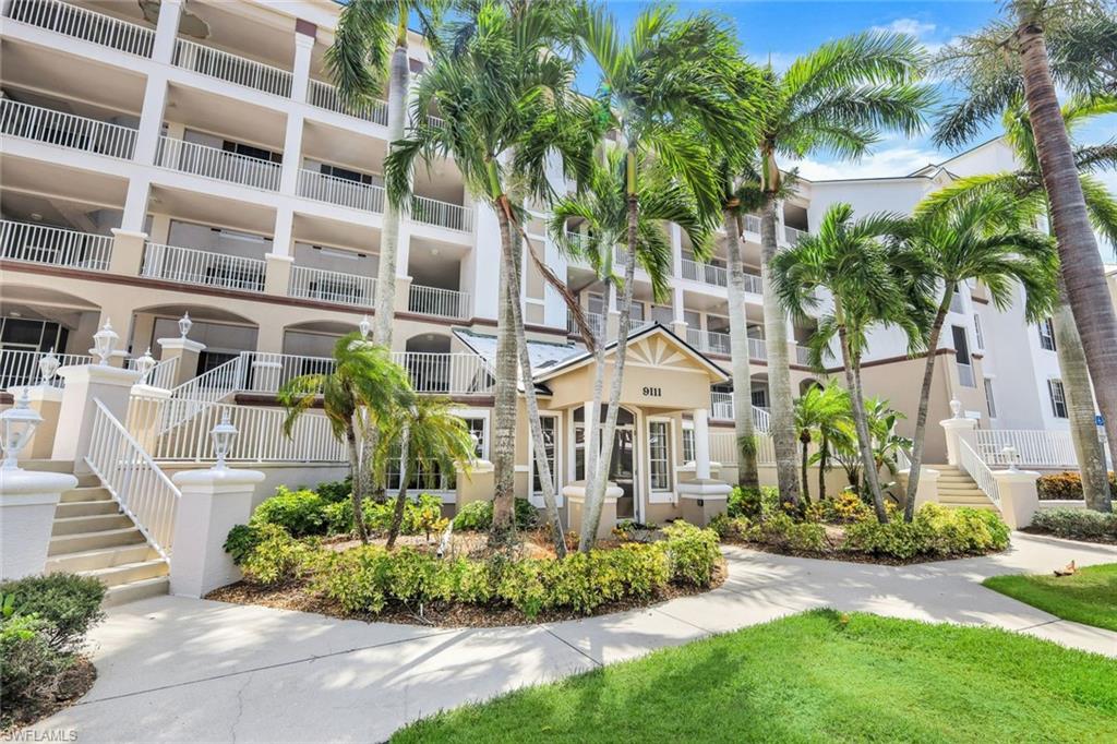 SUTTON WALK - Residential