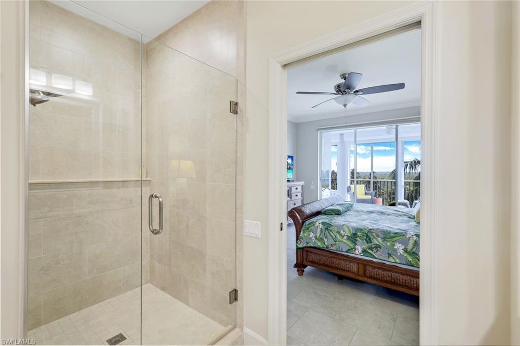 SUTTON WALK - Residential