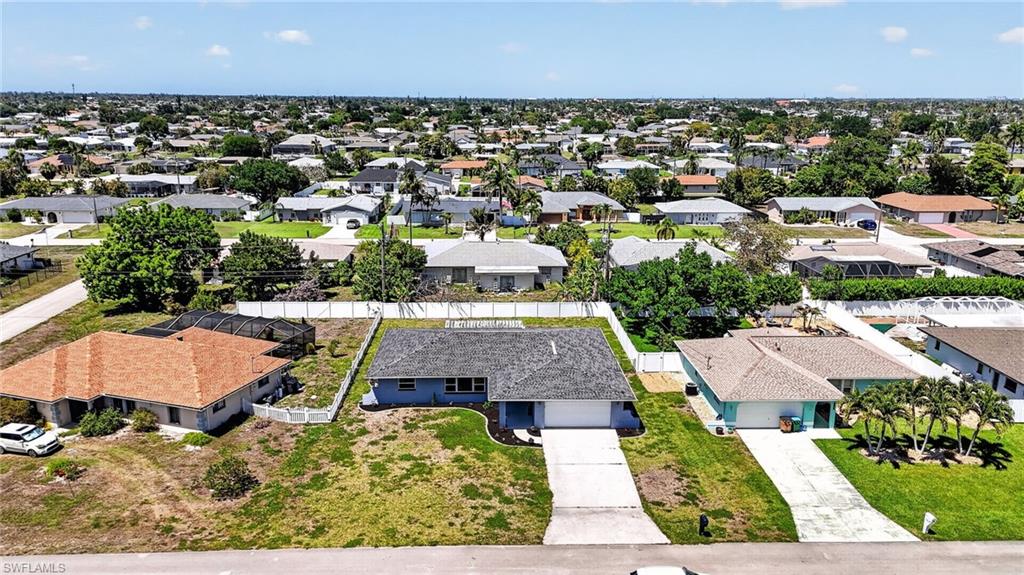 CAPE CORAL - Residential