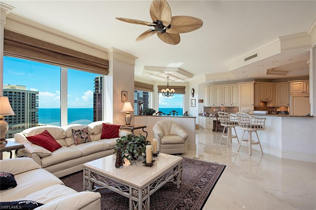 SEASONS AT NAPLES CAY - Residential