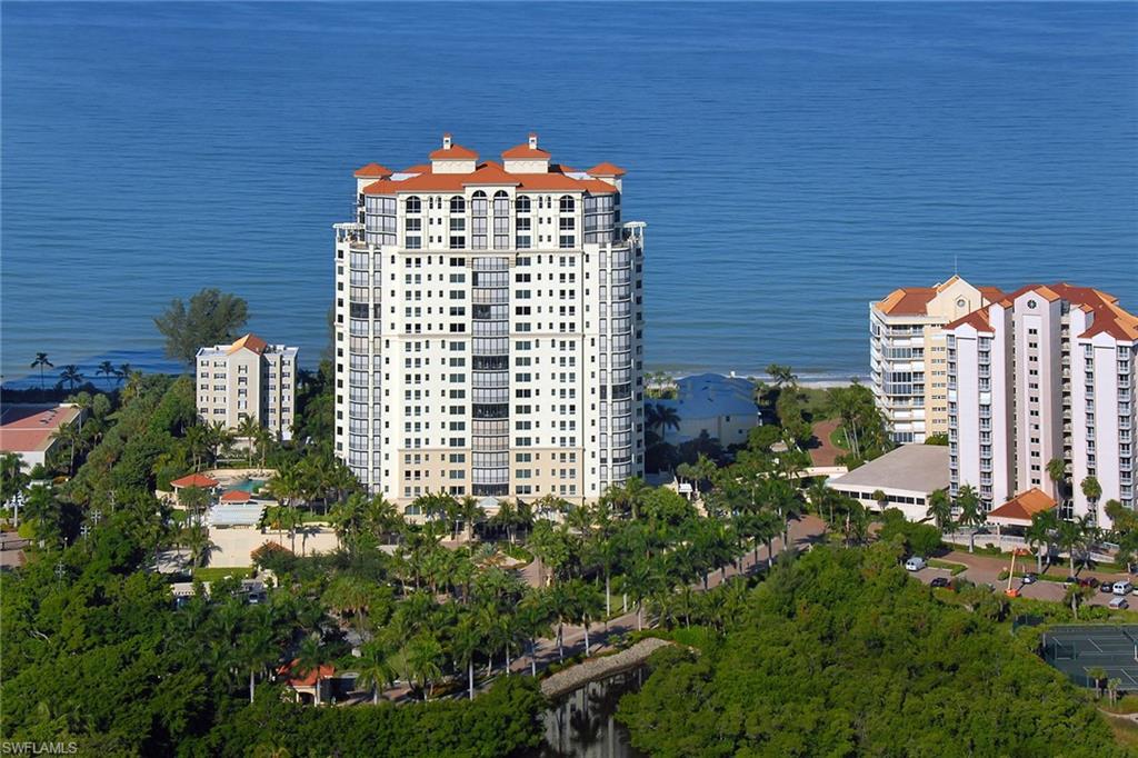 SEASONS AT NAPLES CAY - Residential