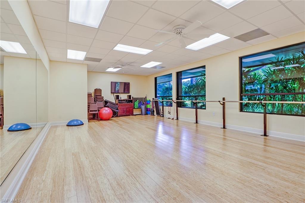 LONGBOAT VILLAGE - Residential