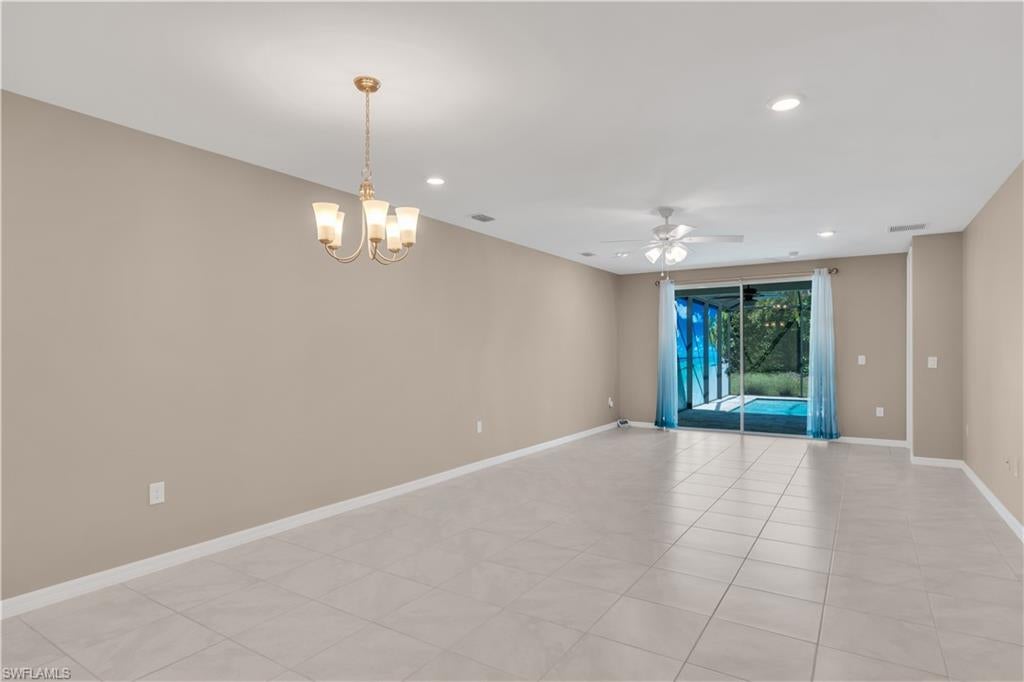 14695 Edgewater CIR