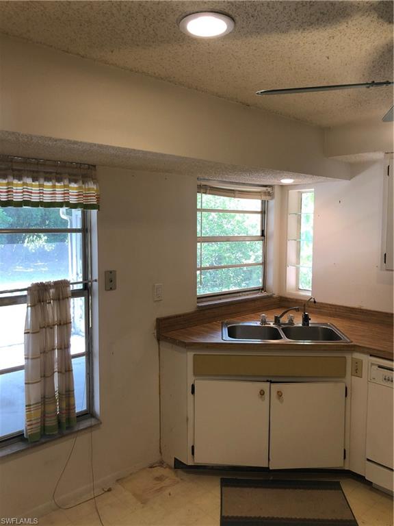 GOLDEN GATE CITY - Residential