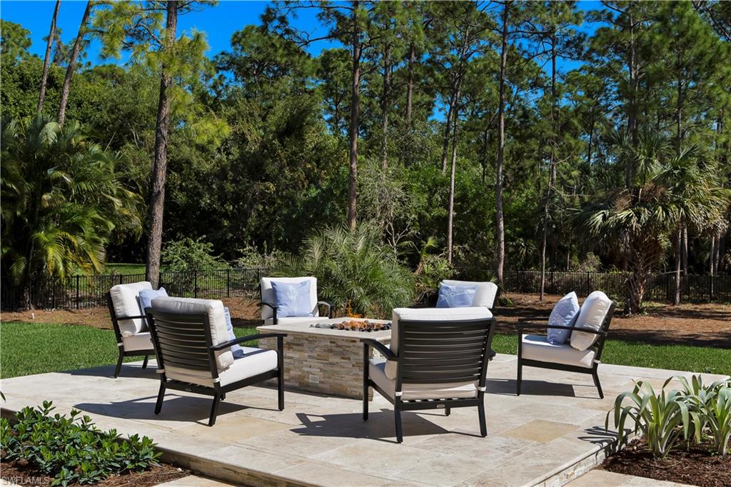 PINE RIDGE - Residential