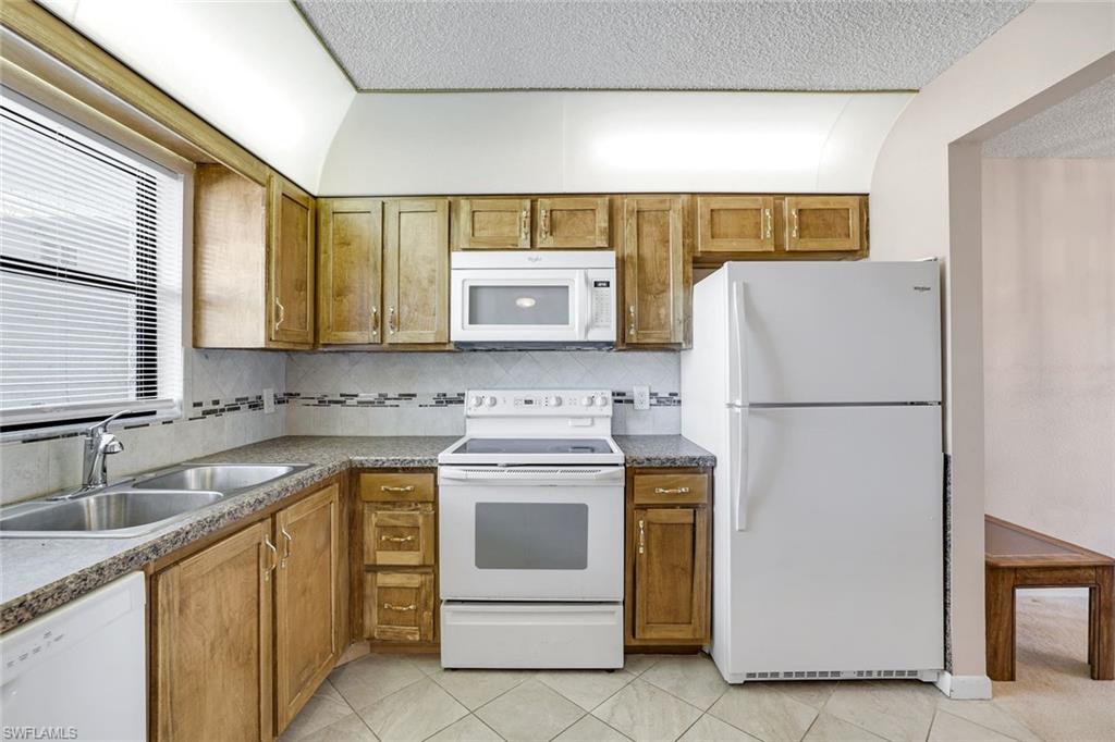 FAIRWAYS AT PAR ONE - Residential