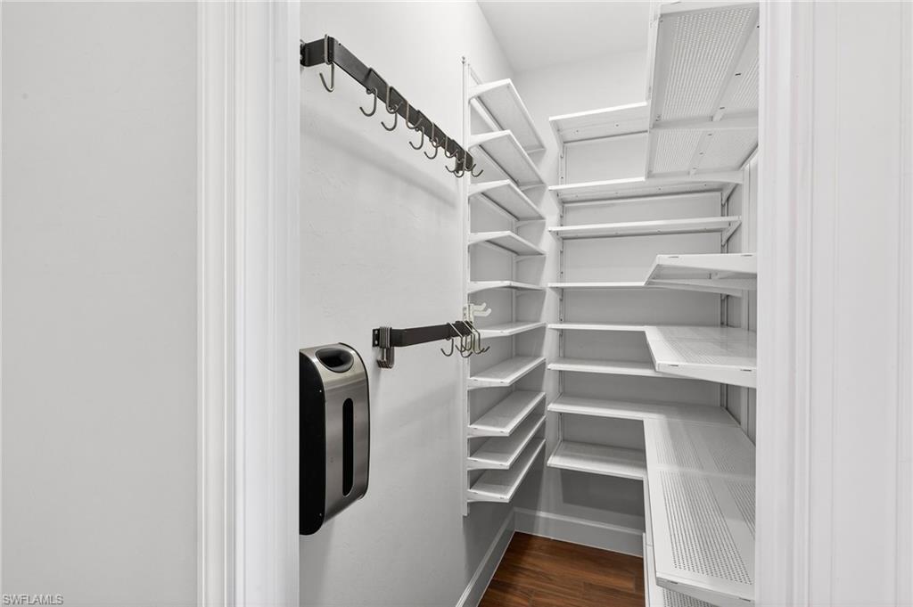 LAKE TIMBER - Residential