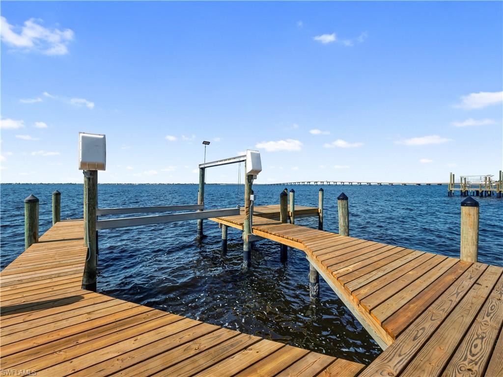 TWIN PALM ESTATES - Residential