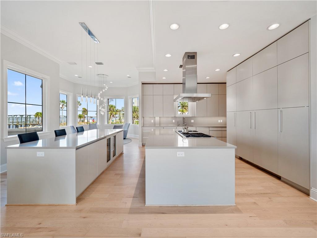 TWIN PALM ESTATES - Residential