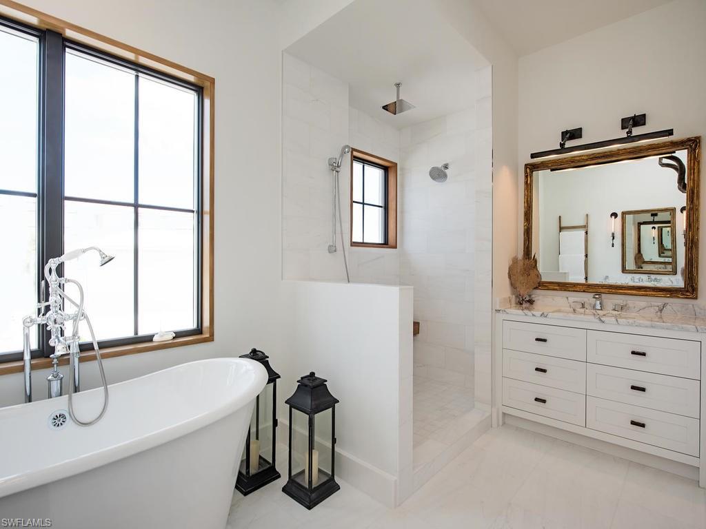 OLDE NAPLES - Residential