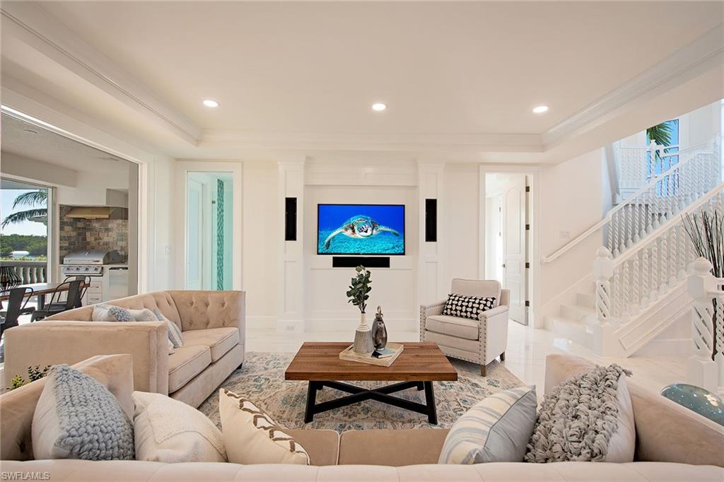 ROYAL HARBOR - Residential