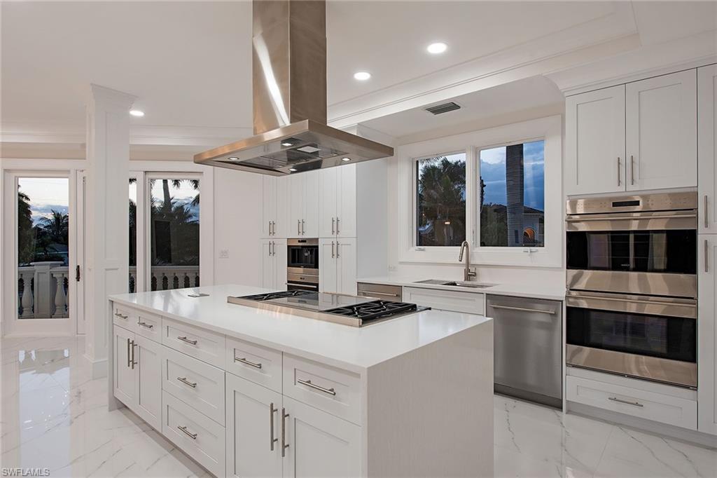 ROYAL HARBOR - Residential