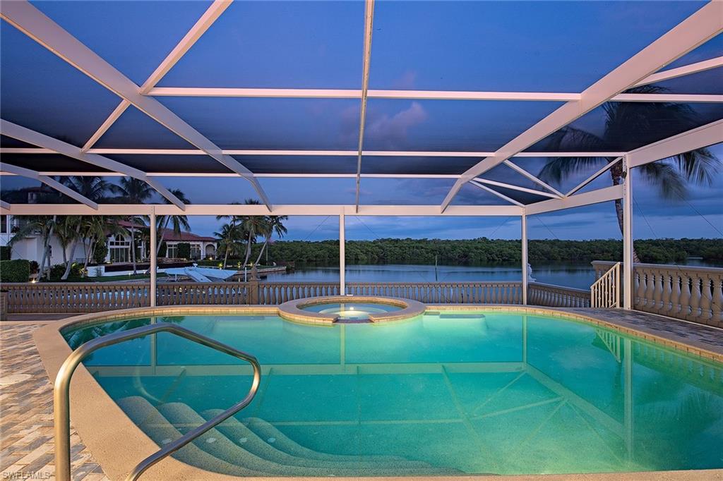 ROYAL HARBOR - Residential