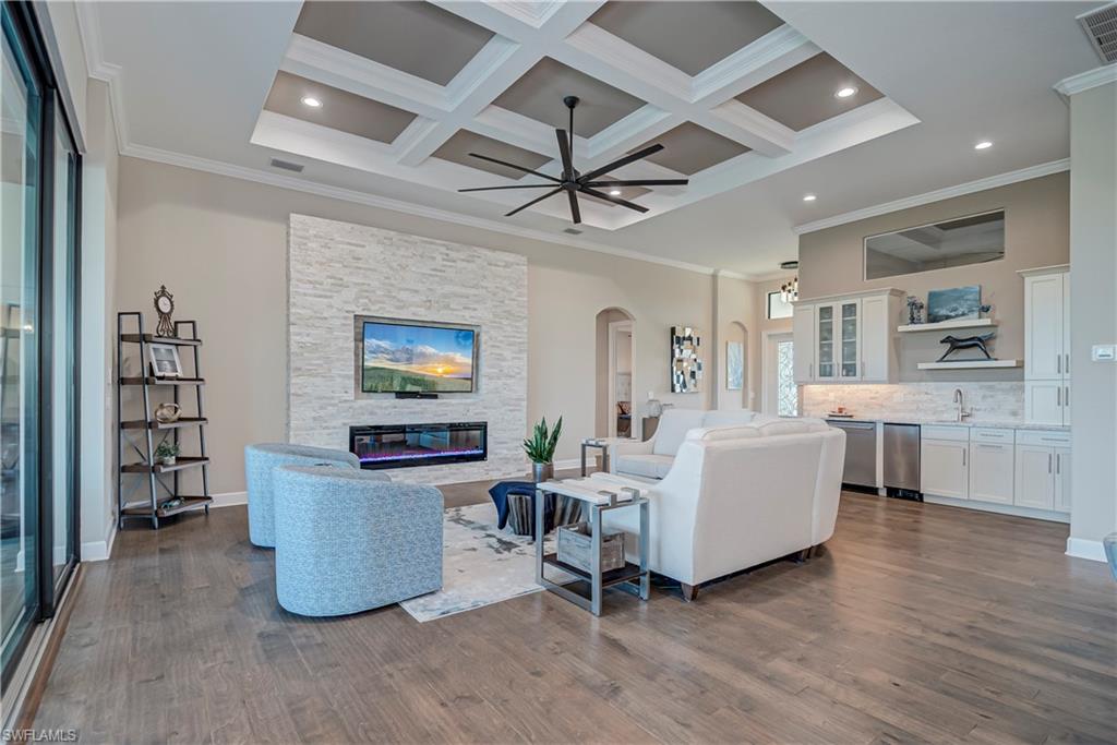 CAPE ROYAL - Residential