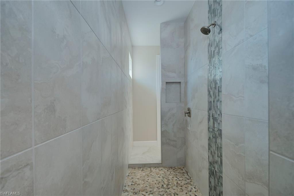 CAPE ROYAL - Residential