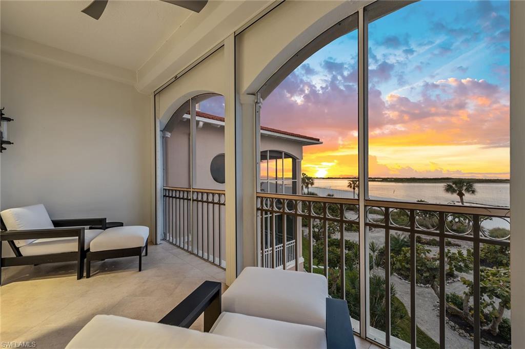 HIDEAWAY BEACH - Residential