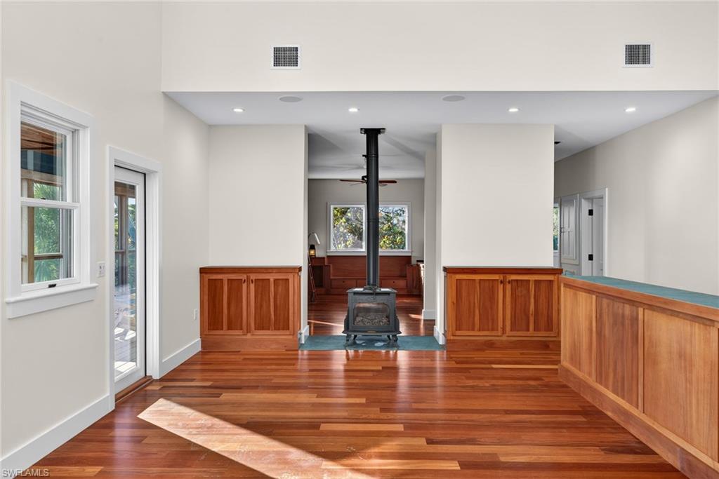 METES AND BOUNDS - Residential