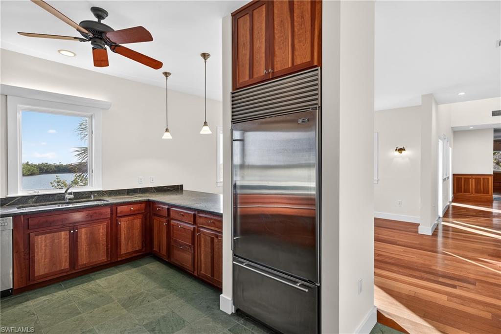 METES AND BOUNDS - Residential