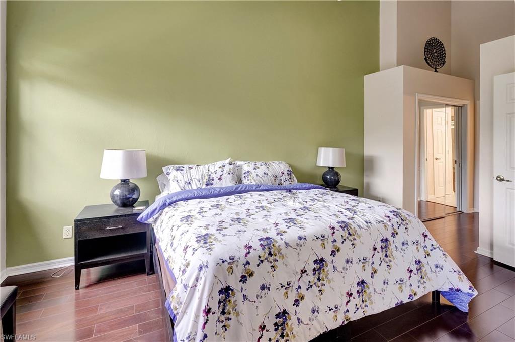 CREEKSIDE CROSSING - Residential