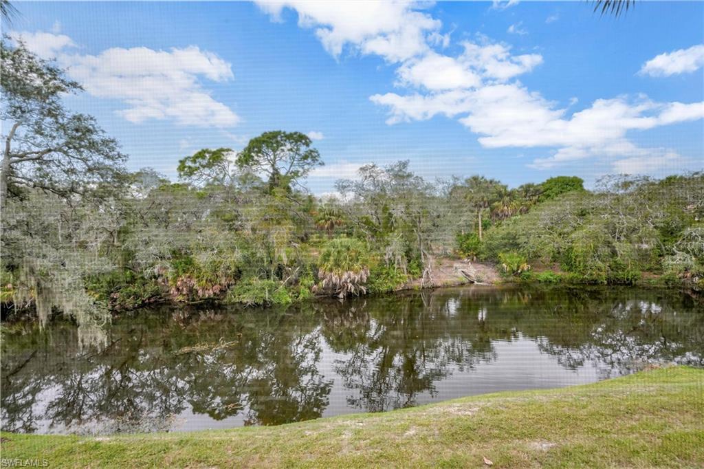 CREEKSIDE CROSSING - Residential