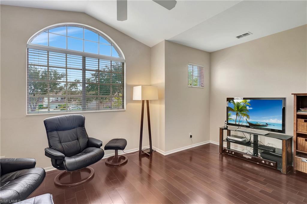 CREEKSIDE CROSSING - Residential