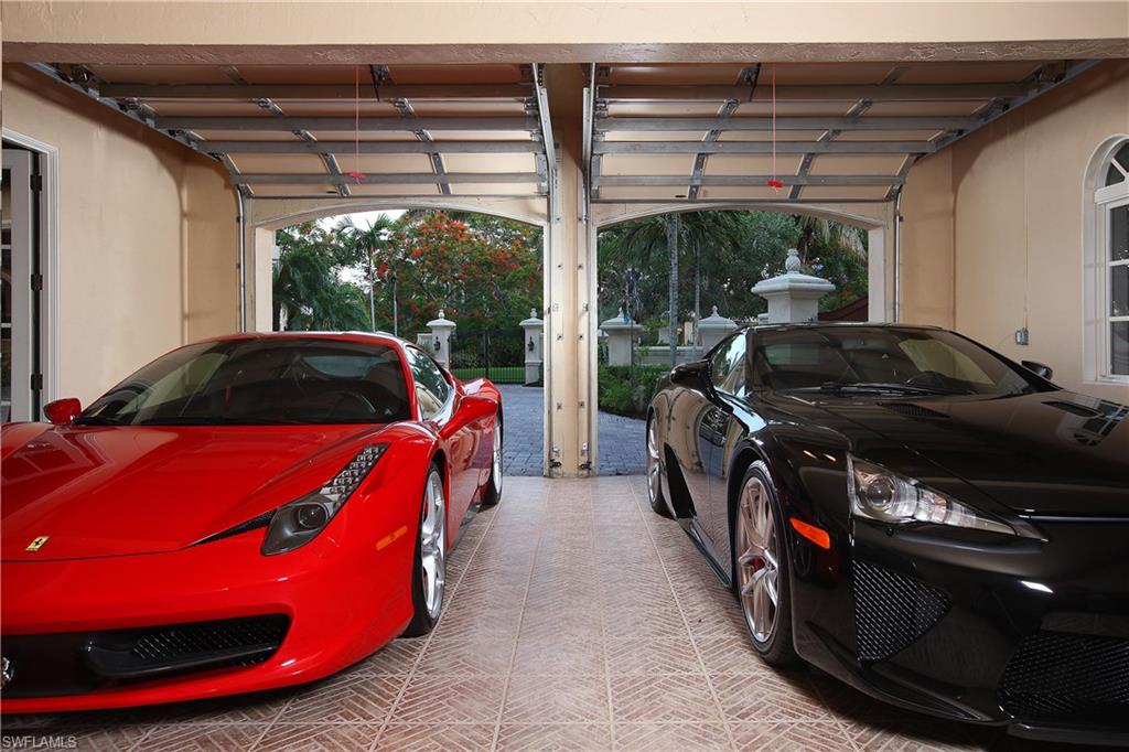 CAPE HARBOUR - Residential