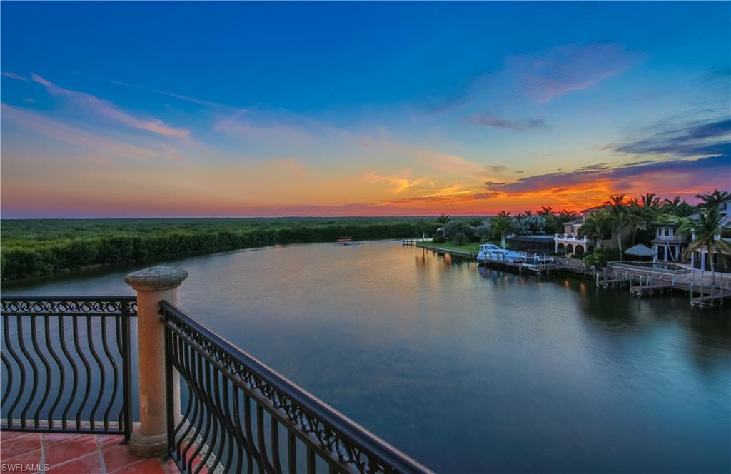 CAPE HARBOUR - Residential