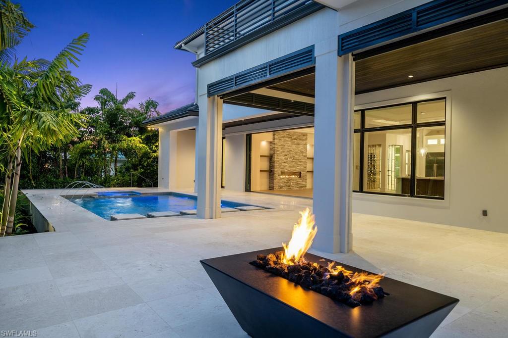 PARK SHORE - Residential