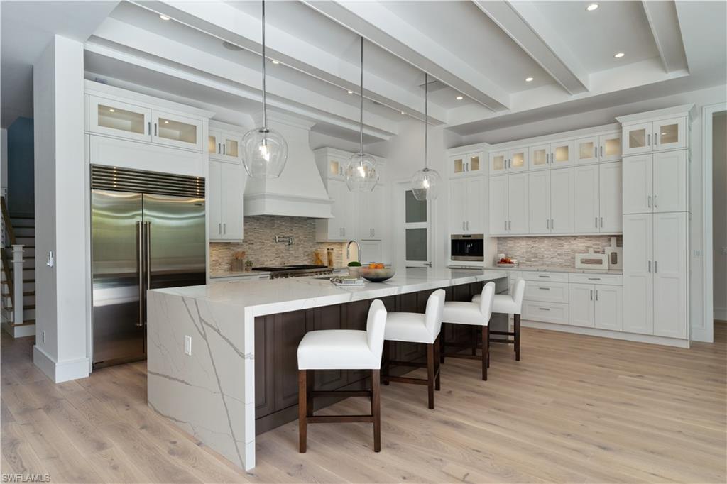 PARK SHORE - Residential