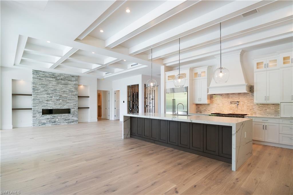 PARK SHORE - Residential