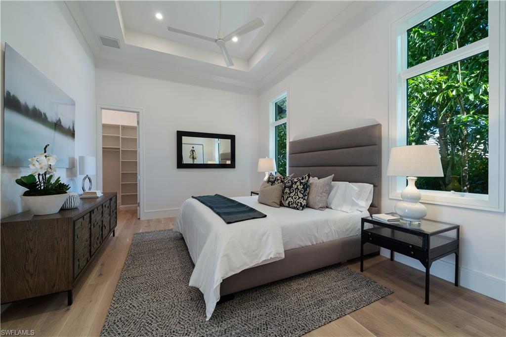 PARK SHORE - Residential