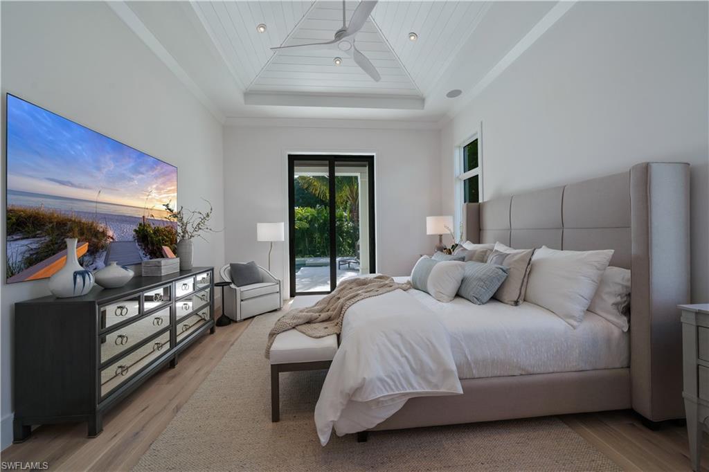 PARK SHORE - Residential