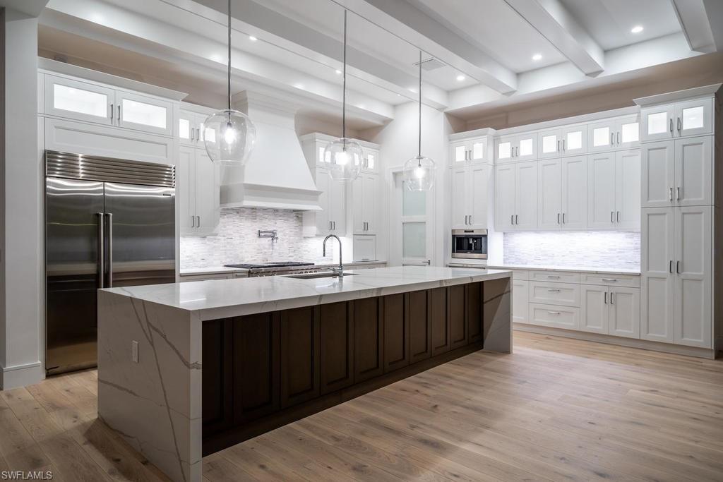 PARK SHORE - Residential