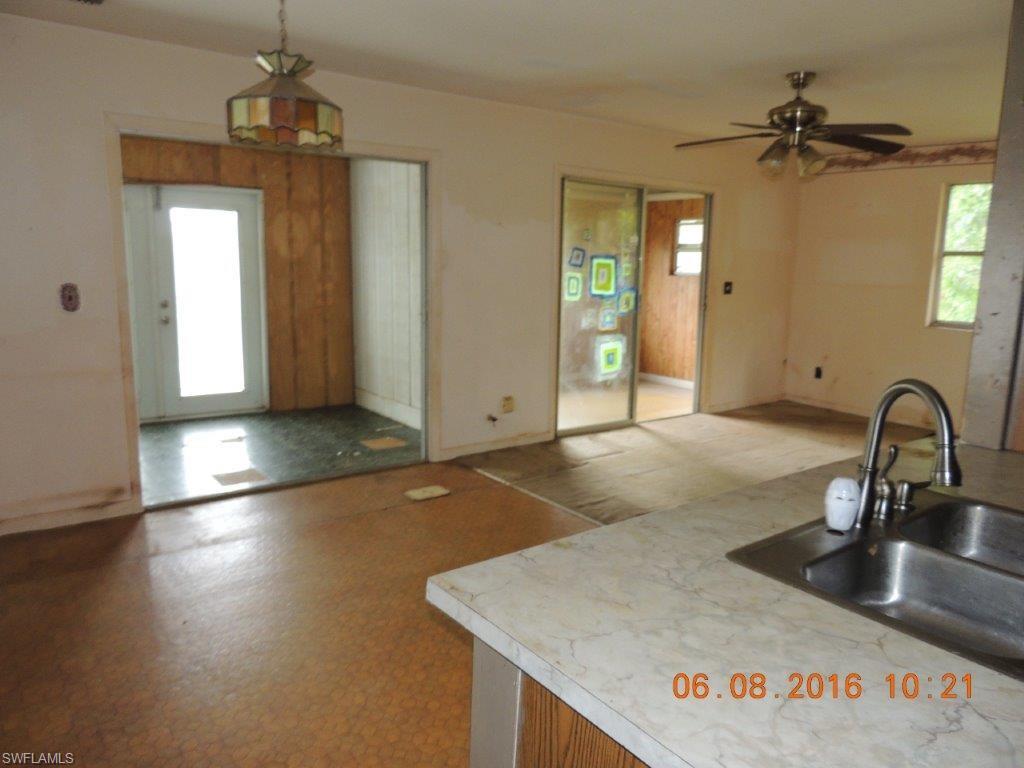 MOORE HAVEN - Residential