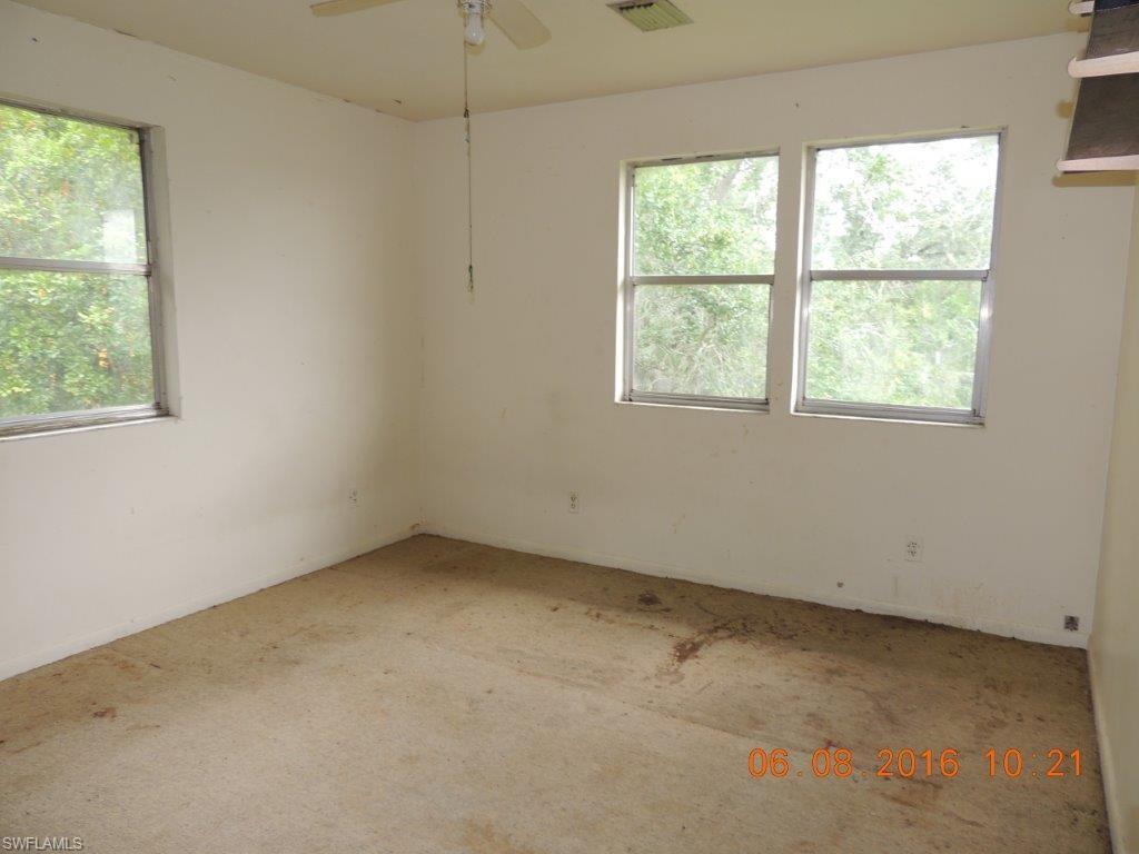 MOORE HAVEN - Residential