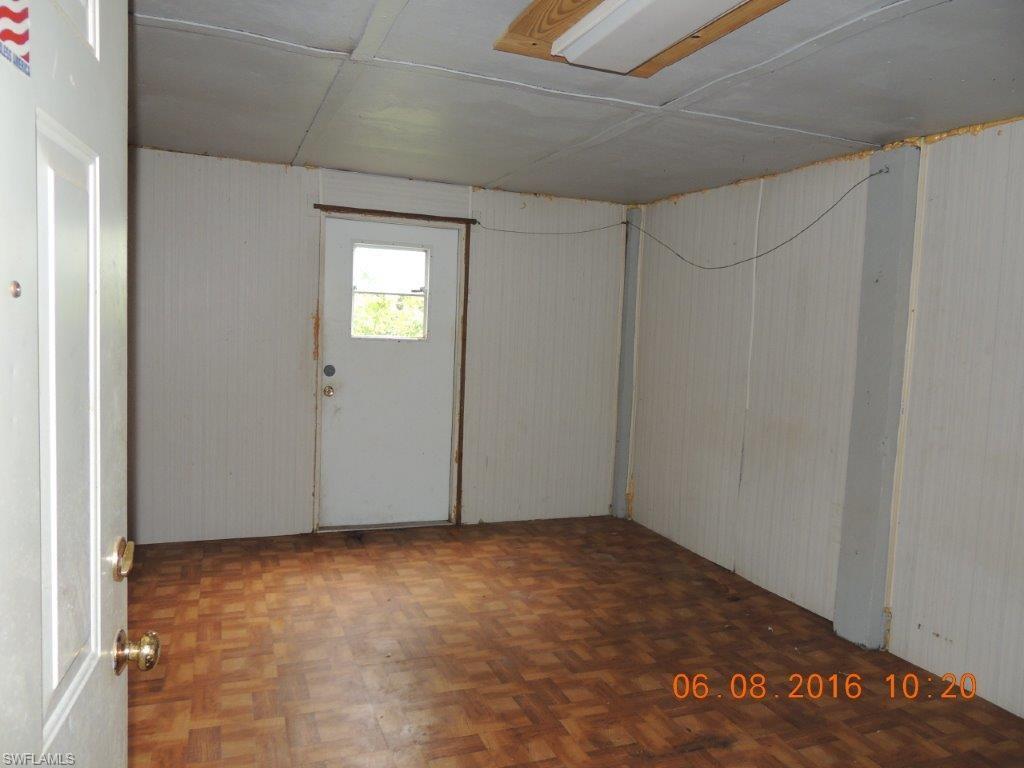 MOORE HAVEN - Residential