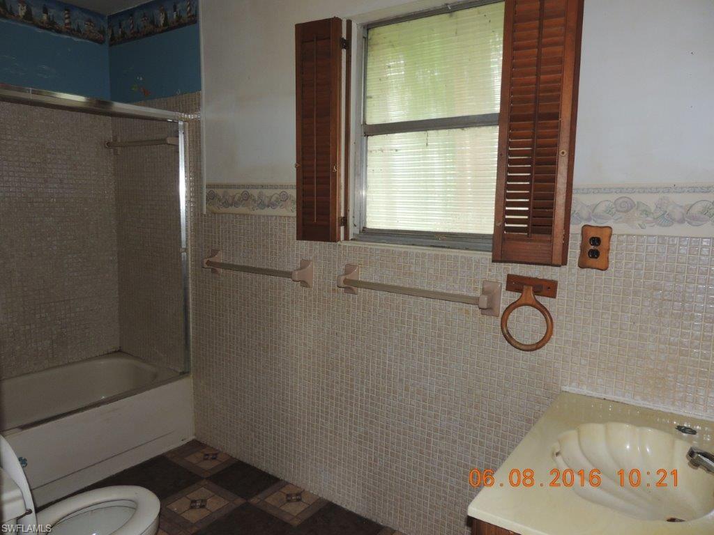 MOORE HAVEN - Residential