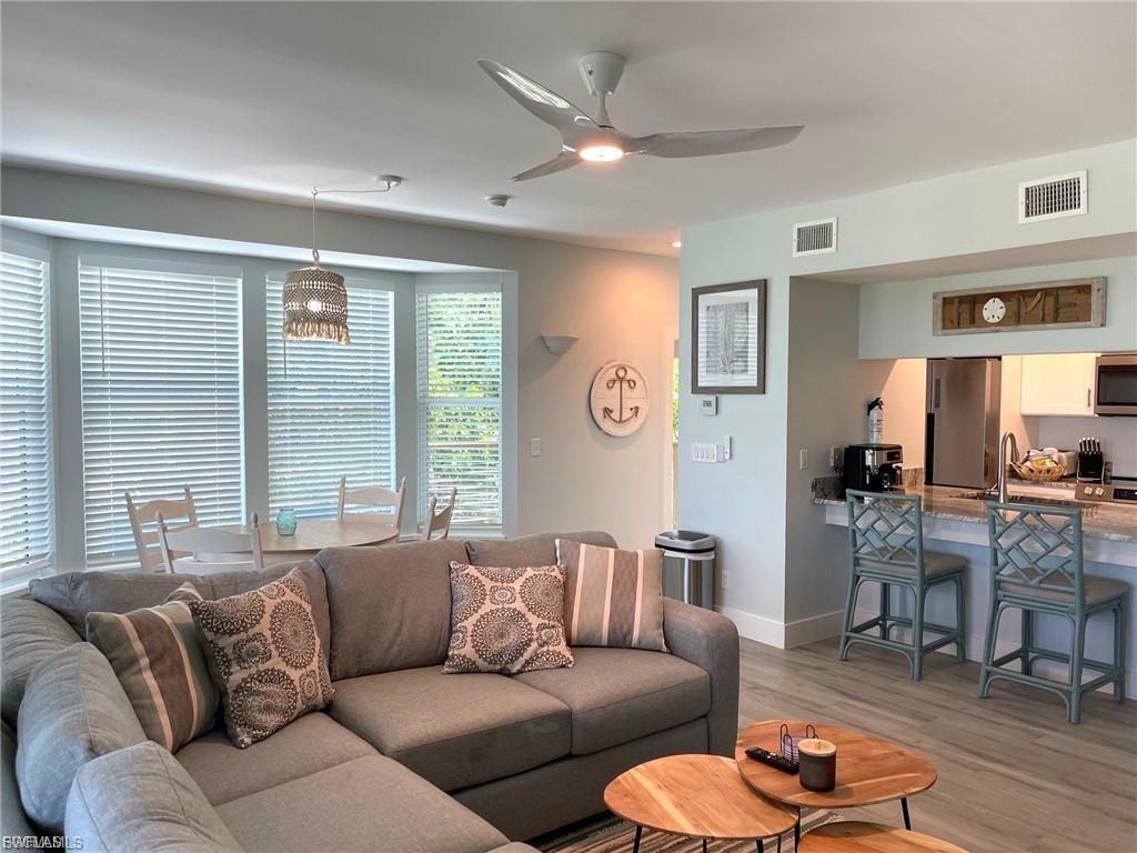 BEACH VILLAS OF UPPER CAPTIVA CONDOMINIUM - Residential