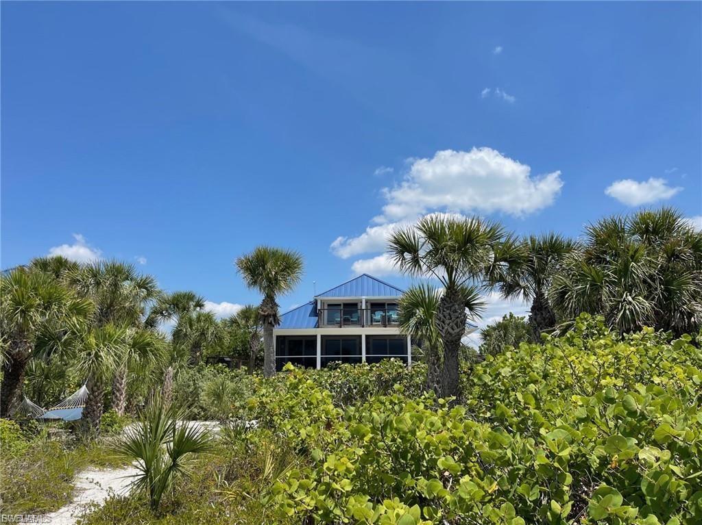 BEACH VILLAS OF UPPER CAPTIVA CONDOMINIUM - Residential
