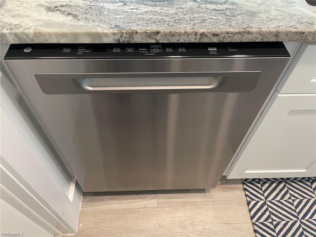 BEACH VILLAS OF UPPER CAPTIVA CONDOMINIUM - Residential