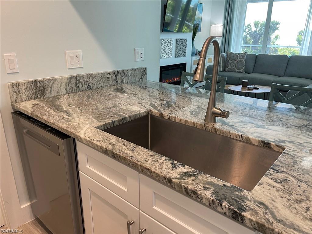 BEACH VILLAS OF UPPER CAPTIVA CONDOMINIUM - Residential