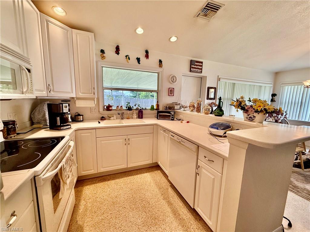 LEELAND HEIGHTS - Residential