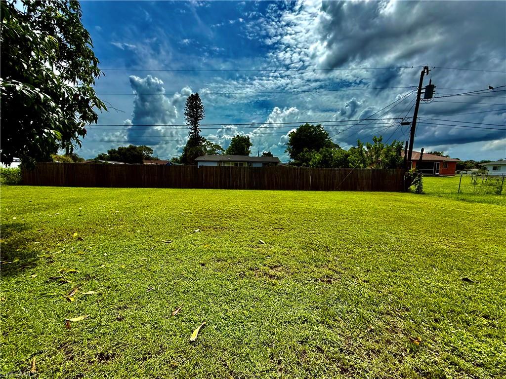 LEELAND HEIGHTS - Residential