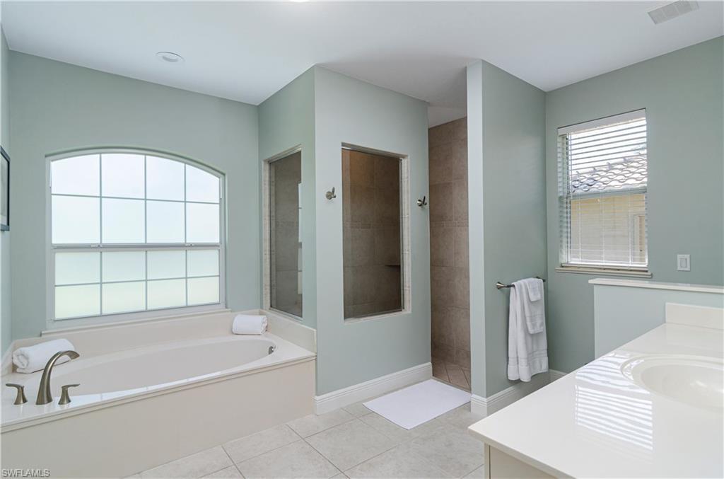 MARCO BEACH - Residential Lease