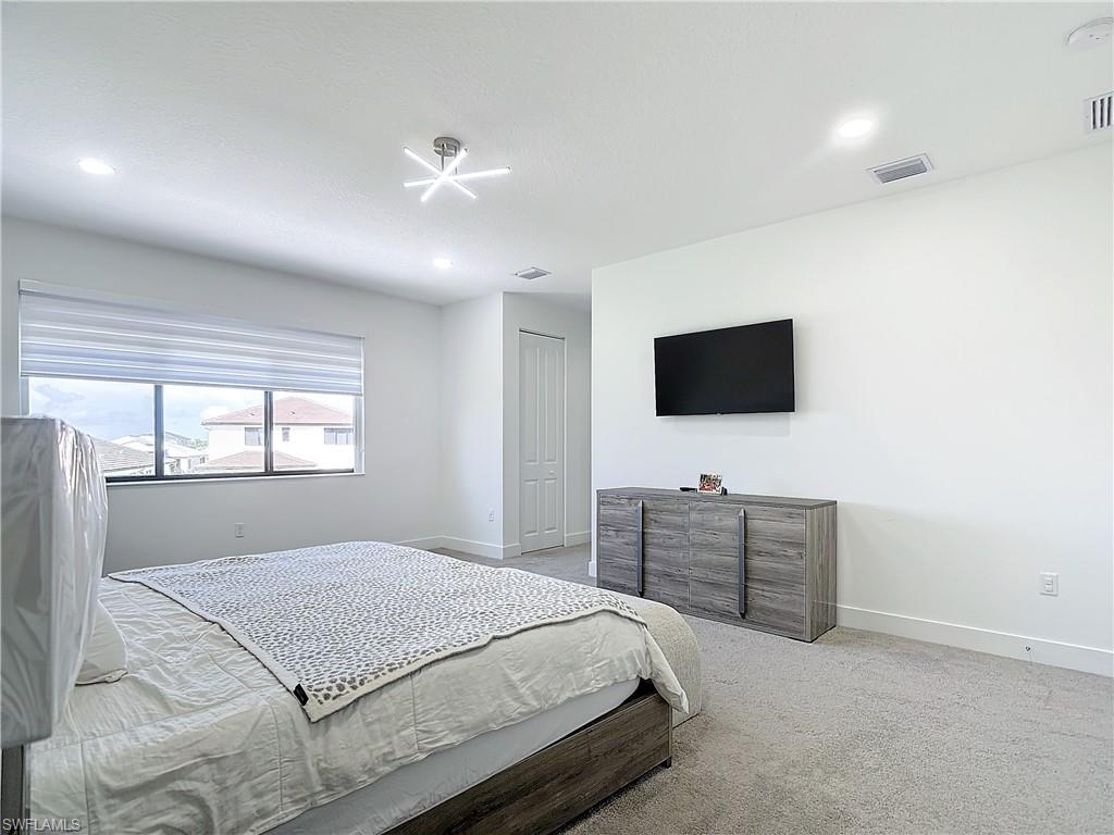 MAPLE RIDGE - Residential